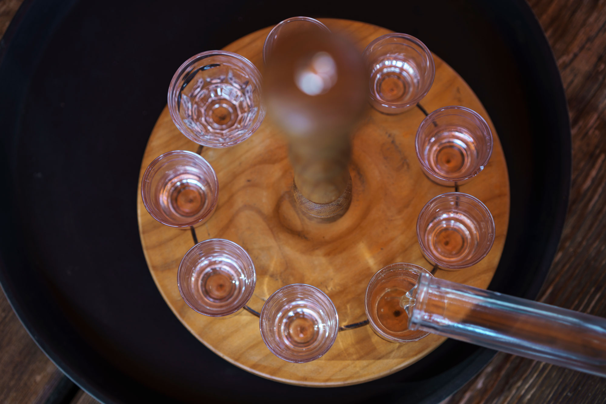 Grappa fatta in casa con la frutta del maso