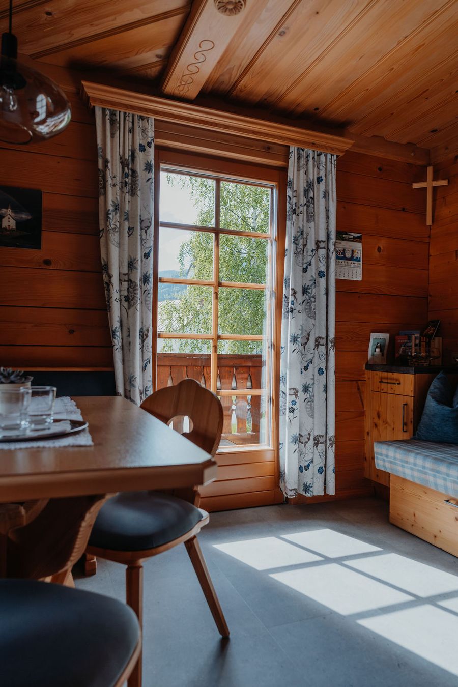 Steinwand Apartment — 4/11